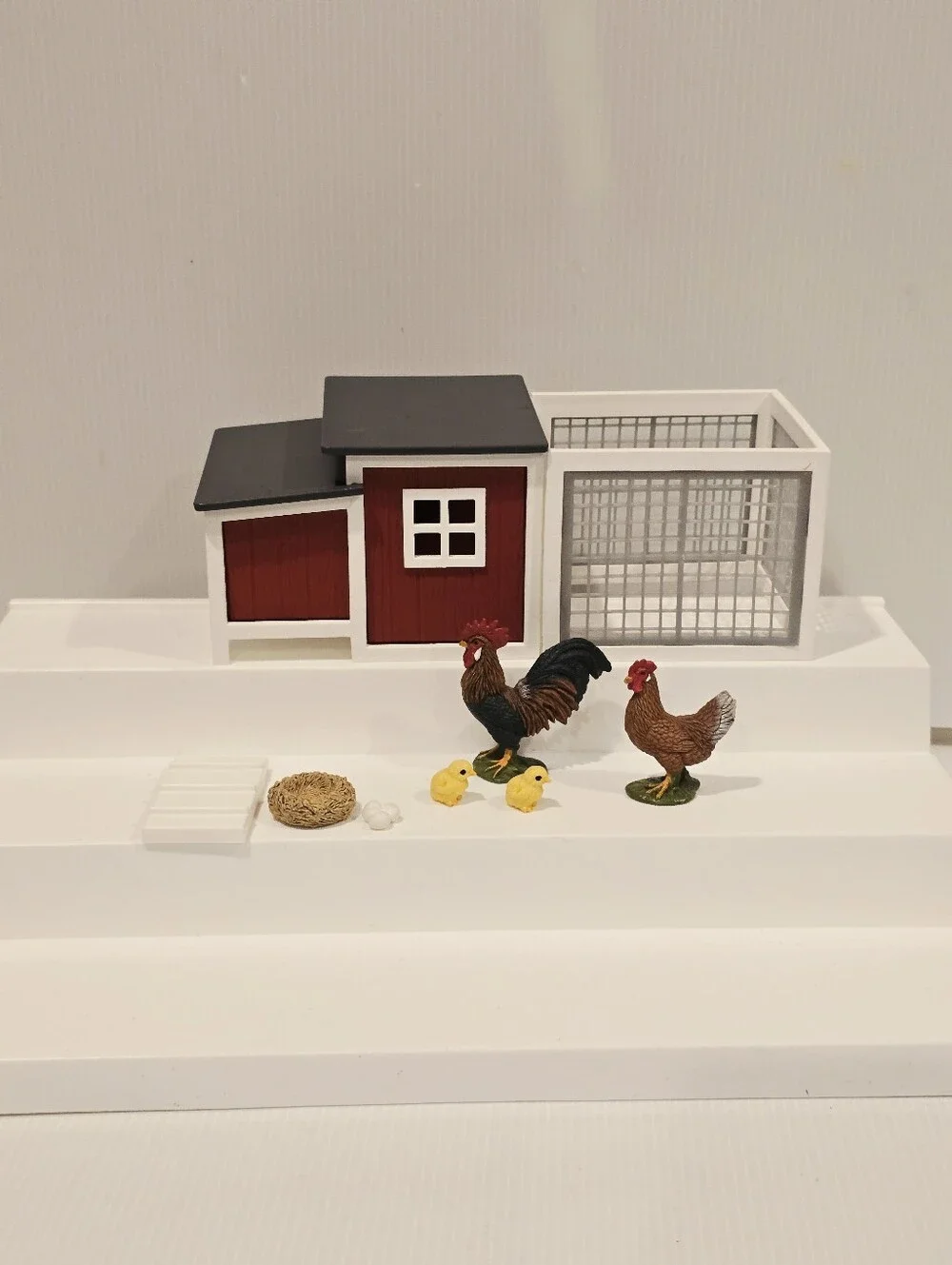 Schleich Farm World Chicken Coop Playset